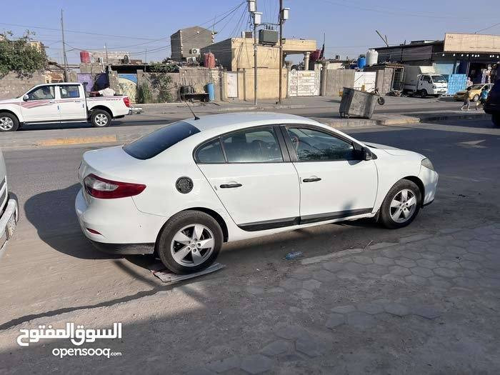 السلام عليكم
للبيع رينو فلونس موديل 2013 سيارة حلوة 

شاشة كامرة لايت زنون

تخم تاير تبريد حدادية كير محرك خير من الله

 مناقصة شي 

التنتة يرادلة دوشمة

فقط بية صوت راجز

السيارة رقم ذي قار

السيارة تجي وتشوفها السنوية لغاية 2028

مكان السيارة البصرة حي الزيتون

للاستفسار ***********

السعر67 ورقة وبية مجال
