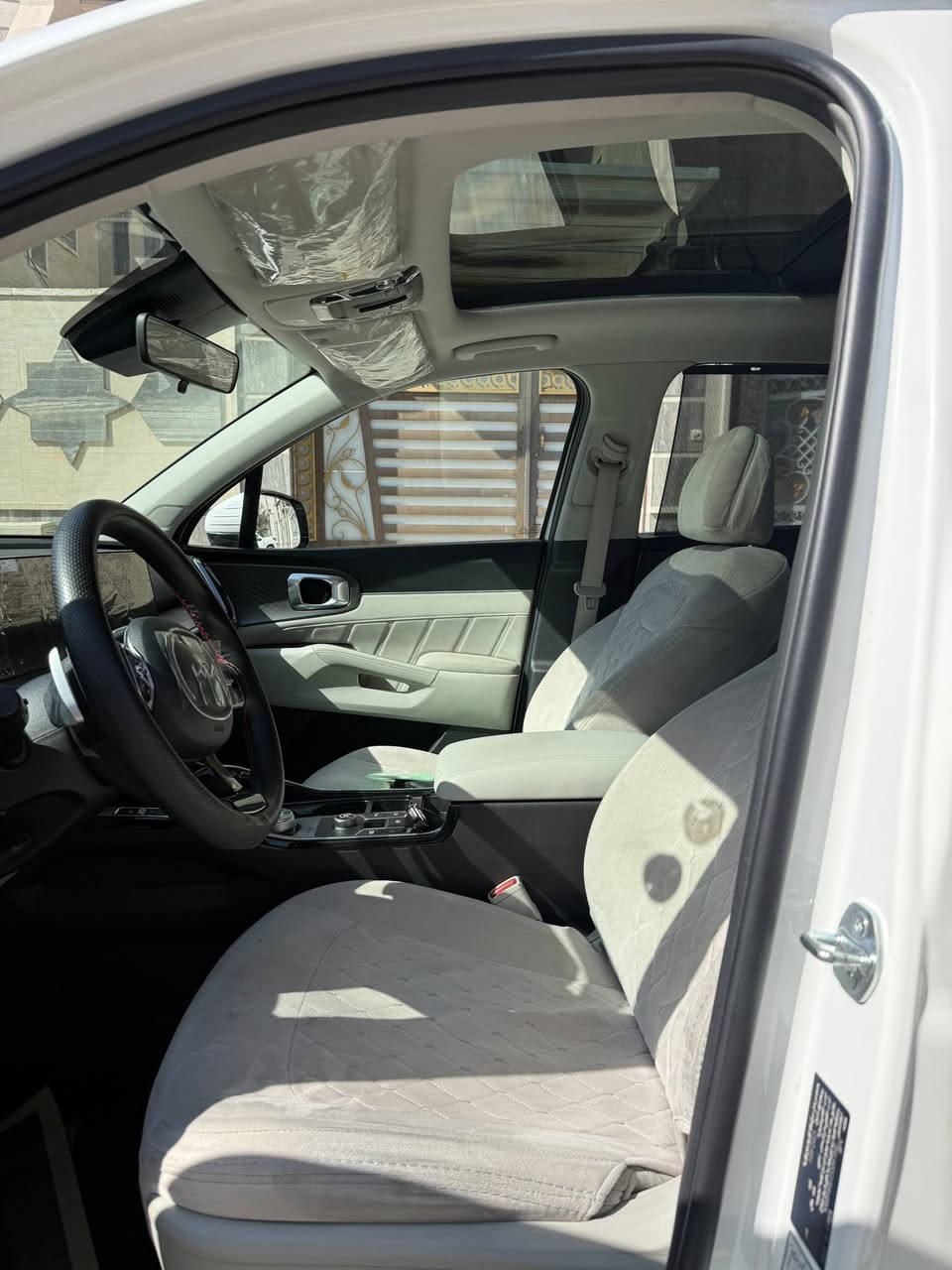 السلام عليكم
سورنتو فول الفول 2025 للبيع فقط 
كشنات جلد تدفئه وتبدريد وبنوراما
 وداتا شو و4 كامرات والباقي المواصفات معروفه 
 سيارة رقم اربيل مكفوله من صبغ والبارد وغيرها 
مكانها بغداد شارع فلسطين 
ماشيه 13 الف 
باسمي سيارة وبعدها بضمان وبيها تبديلات دهن مجاناً 
***********  للاتصال او واتساب
