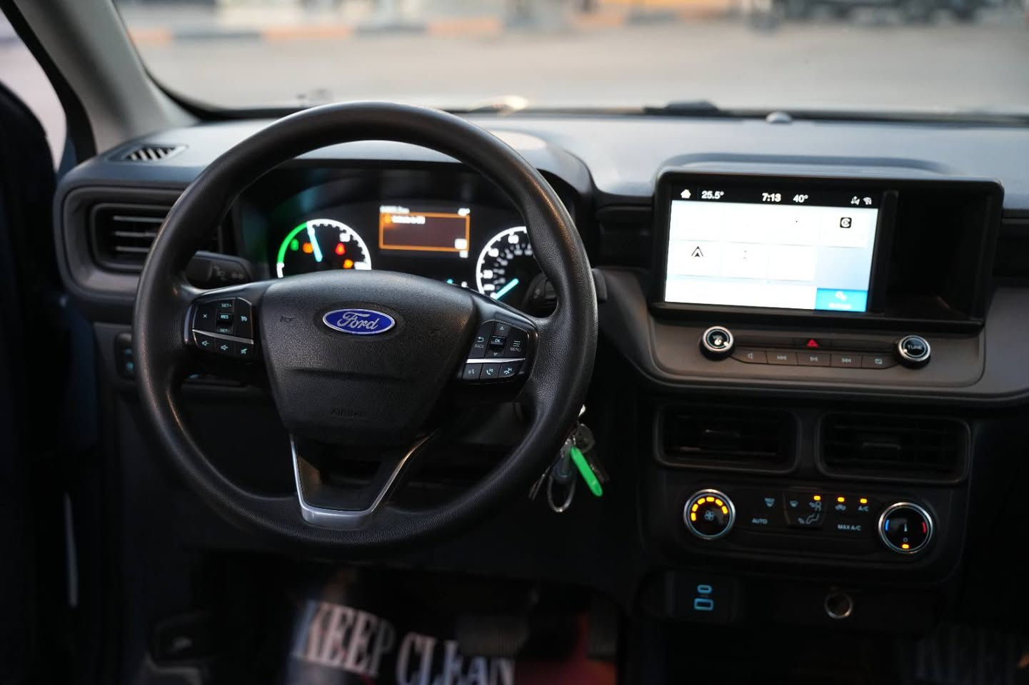 🔥 للبيع Ford Maverick 2023 🔥

💰 السعر: 17,000 دولار

✅ موديل 2023
✅ محرك 2.5 لتر هايبرد اقتصادي
✅ جير أوتوماتيك
✅ شاشة لمس
✅ كاميرا خلفية
✅ Apple CarPlay و Android Auto
✅ مثبت سرعة
✅ أنظمة أمان متعددة
✅ 5 مقاعد
✅ اقتصادية جداً بالوقود
✅ مناسبة للاستخدام اليومي والسفر

🚗 السيارة بحالة جيدة جداً وجاهزة للفحص

ℹ️ ملاحظة:
السيارة وارد أمريكي وبها حادث بسيط جداً سابقاً، وللشفافية رقم الشاصي مرفق بالإعلان وأي شخص يرغب بالاطلاع على تاريخ السيارة يمكنه فحصه بنفسه.

🔹 رقم الشاصي:
3FTTW8E3XPRA74971

💵 السعر المطلوب: 17,000 دولار

📞 ***********

📞 ***********

الفحص خير دليل، والبيع للمشتري الجاد
