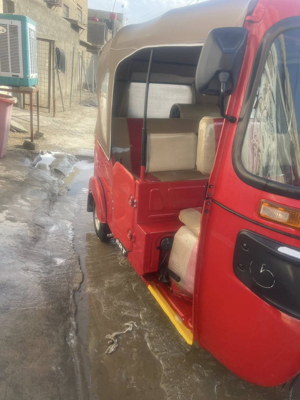 السلام عليكم تكتك للبيع موديل 22 شهر 9 رقم وسنويه ***********
