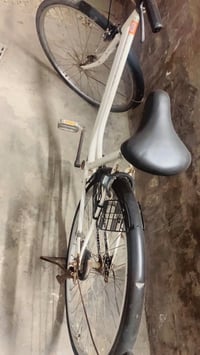 دراجة بنات • مستعملة • بغداد طوبجي