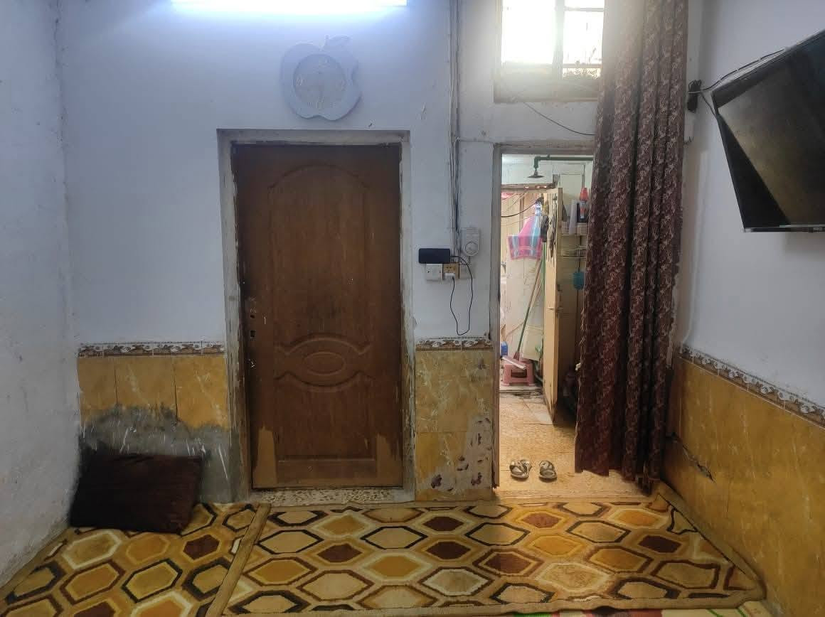 بيت للبيع شارع المطار القديم ٦٠ متر نظيف ينسكن بي ***********
