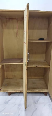 قنصور بابين • مستعجل • تفاوض