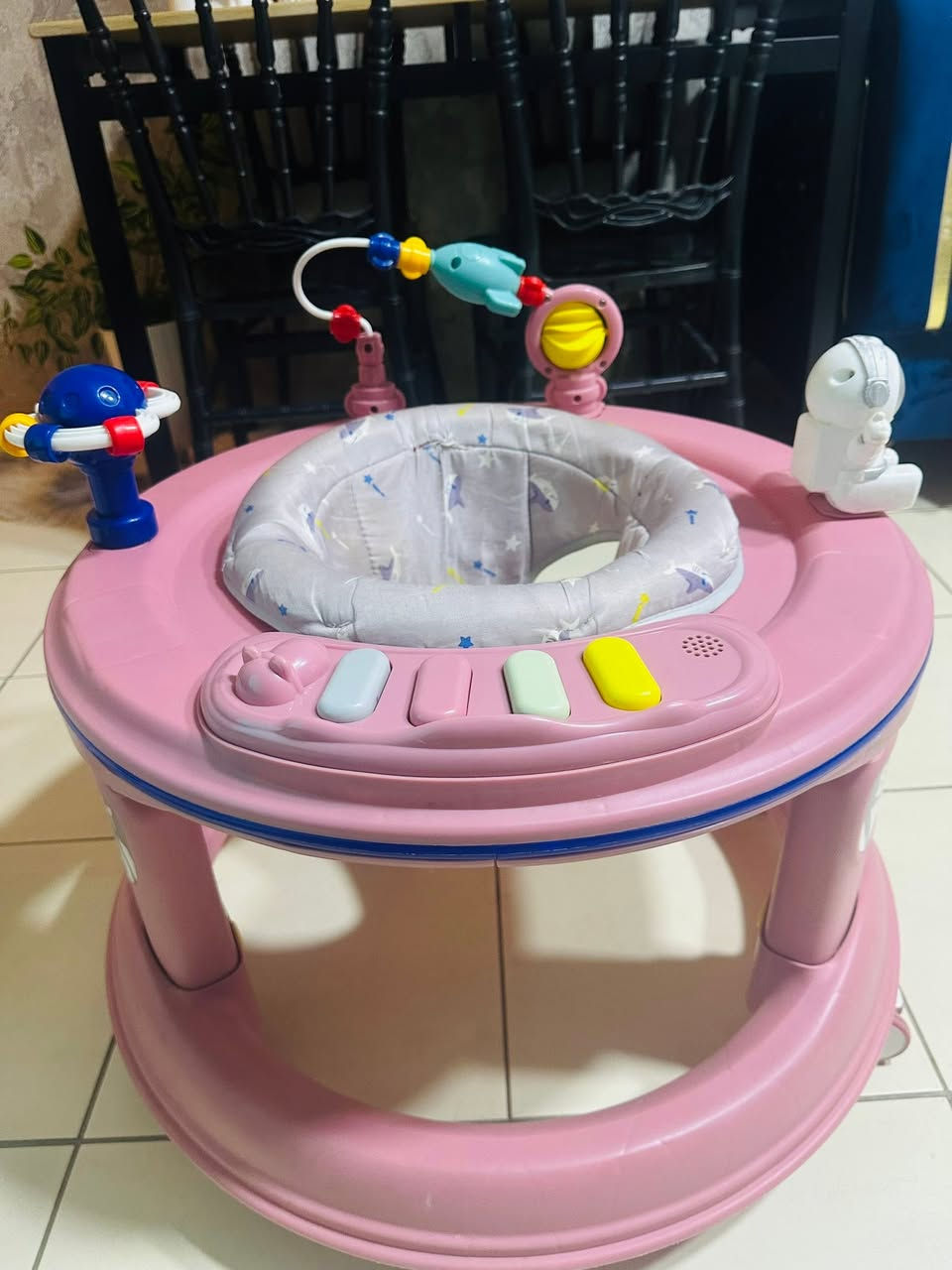 للبيع كلهن جديدات ومآبيهم اي ضرر


**إذا كنت صاحب هذا الإعلان وتريد حذفه لأي سبب، رجاءا أرسل رسالة إلى الدعم الفني**