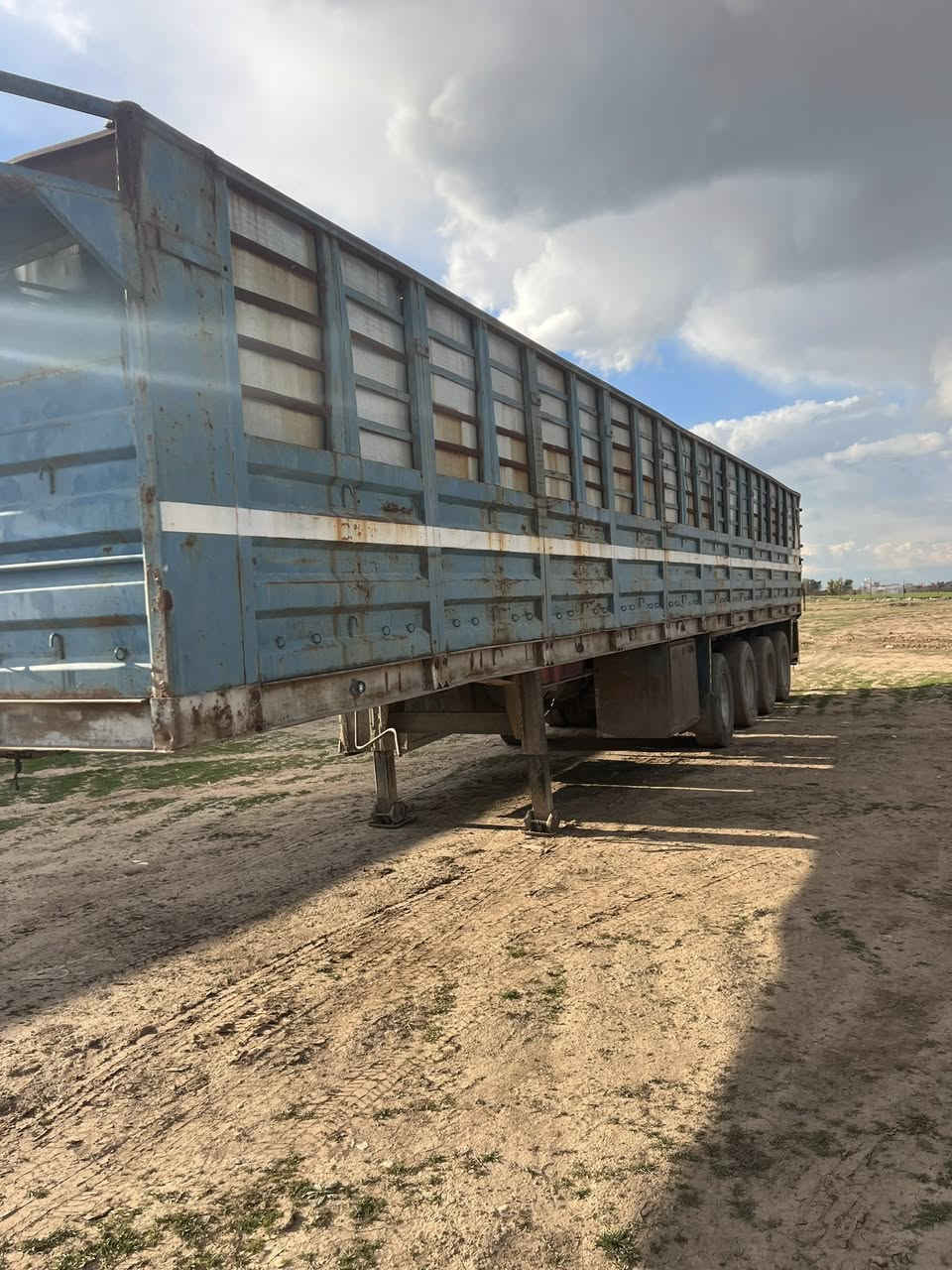 بؤدي لبيح 4محاور 1دينگر سحال دينگر 16 تول 13.60  عنوان أربيل جمكه علي كوشافي
***********….***********
