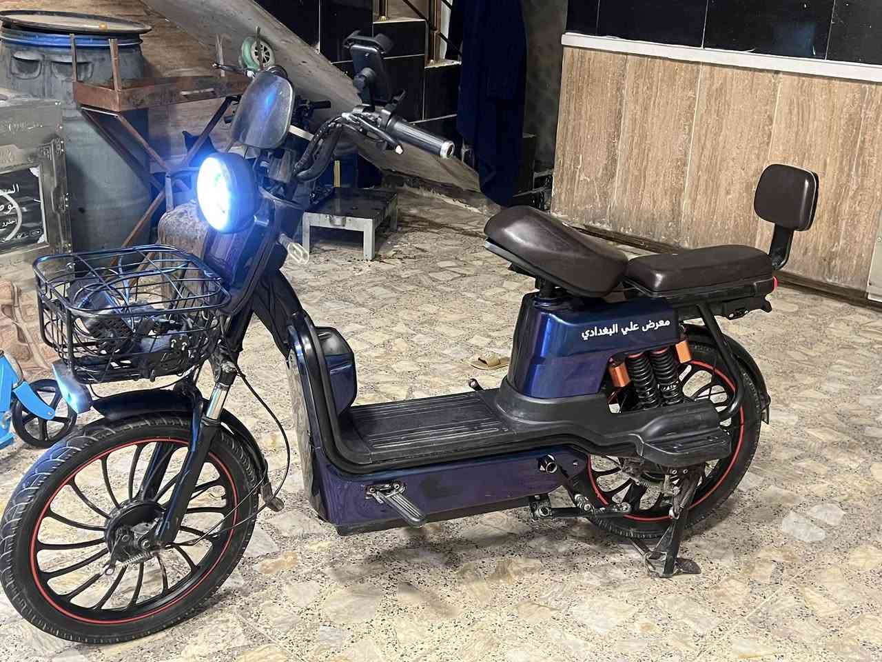 دراجه شحن 
5 بطاريات حاله جيدة جداً
سرعة 60 حقيقي
تمشي الشحنه الوحده 55 كيلو
السعر250


**إذا كنت صاحب هذا الإعلان وتريد حذفه لأي سبب، رجاءا أرسل رسالة إلى الدعم الفني**