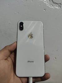 آيفون X ٢٥٦ • شاشه مبدله • فيس ايدي يحتاج برمجه