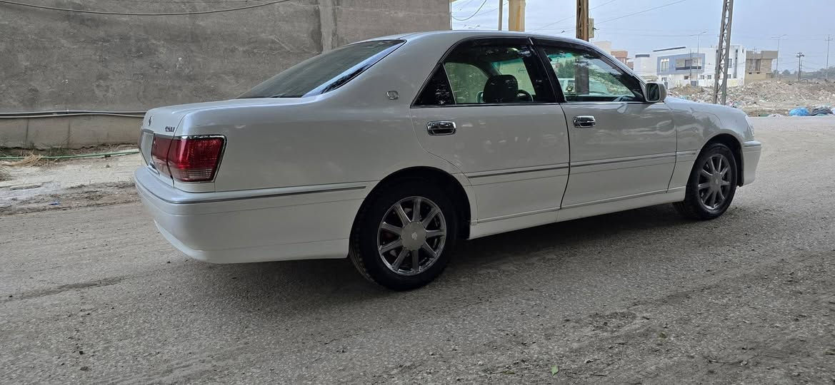 لليدور جدييييد وكيمر
ملكه صدفي...ادوات ..ادوات..كصة جنطه
تحويرت نجف فوك وجوه
السياره طك كراتيين وزيرووو
كرستال اصل دكمتين ديفور الصغير
المكان بابل
***********
