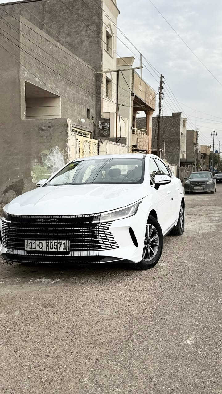 BYD دستروريل
مكفولة كفالة عامة  حته الرصعه والشخط
 رقم بغداد باسمي 
 كامل محلقات شاحن وغراضه وكرت وبصمة
سياره عل  وضع الشركة
 ماشية 22الف الكلي
مكاني بغداد السيدية 
السعر18ونص وبي مجال بسيط
اي ستفسار اتصل ***********
