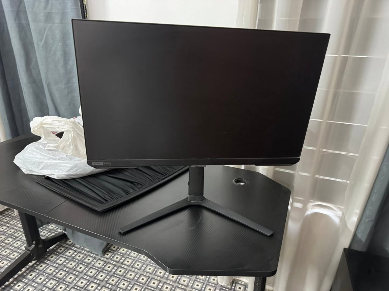 المواصفات:
• الموديل: Samsung Odyssey G4 (27")
• نوع اللوحة: IPS (ألوان دقيقة وزوايا رؤية ممتازة)
• معدل التحديث: 240Hz (سلاسة خارقة)
• زمن الاستجابة: 1ms (بدون أي ضبابية أو تغبيش)
• الدقة: Full HD (1920 \times 1080)
• التقنيات: تدعم G-Sync و FreeSync Premium لمنع تمزق الإطارات
• المنافذ: DisplayPort + 2x HDMI + منفذ سماعة
• القاعدة: مرنة جداً (تتحرك بجميع الاتجاهات، رفع وخفض، وتلف بالطول 90 درجة)
بعده جديد 
السعر:225
بيها مجال

+964 775 352 6123 تواصل واتس فقط


**إذا كنت صاحب هذا الإعلان وتريد حذفه لأي سبب، رجاءا أرسل رسالة إلى الدعم الفني**