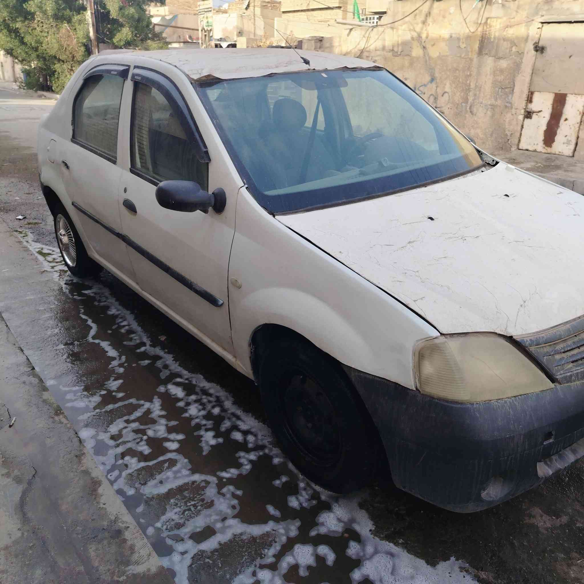 السلام عليكم رينو موديل 10 للبيع رقم بغداد ألماني السياره بس وكاله كير مكينه خير من الله السعر ٢٠ وبيهه مجال المكان بغداد حي النصر ***********
