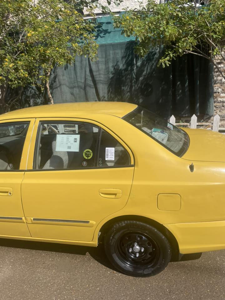 السلام عليكم فيرنا للبيع ٢٠١٤ كير تبريد صدر تايرات جديد بس المحرك يبخر الكشر معيوده وبيها طخه بالجاملغ الخلفي السعر ٦٧وبيها مجال للشراي السياره بسمي مكان السيارة الشعب رقم التلفون ***********
