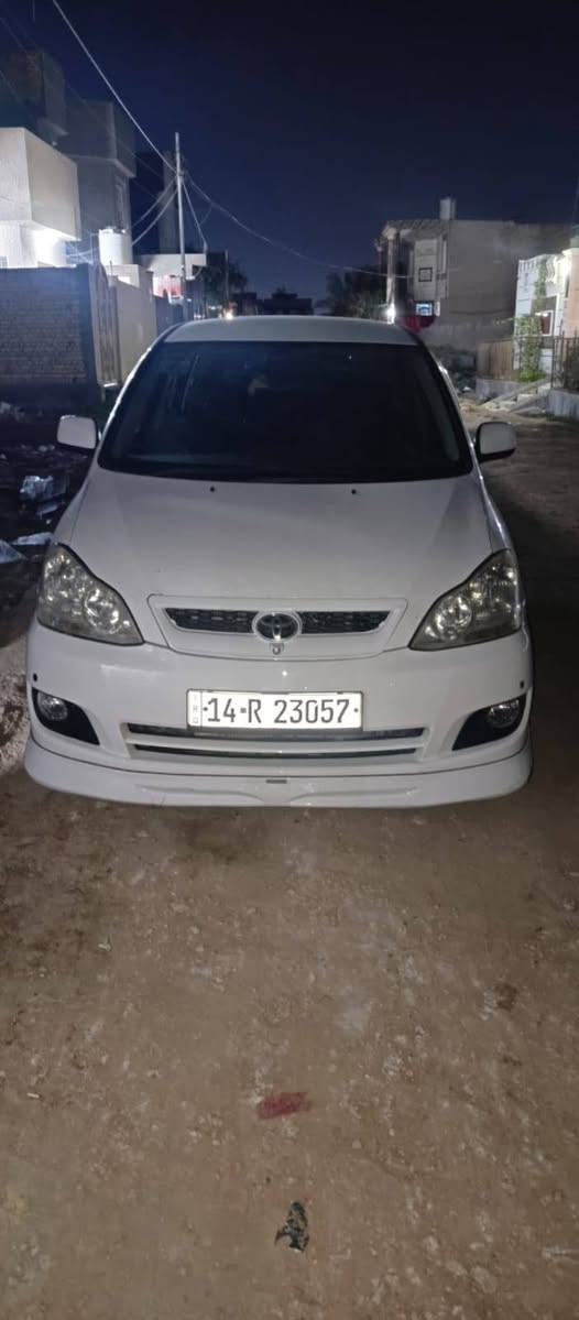 السلام عليكم ابصم فراشة موديل 2004 اصل رقم بصره انكليزي كرستال لون ابيض فول مواصفات فئة(S) فور ويل السياره دواخل لون اسود 7 راكب 3 قطع تبريد وتدفئه وتبريدها ثلج وبيها زنون بلادي وتحكمات جهتين كله شغال حساسات وبيها 3 شاشات وحده بل سقف وثنين بل كشنات السياره بيها بارد بالجاملغ الخلفي وقطعتين تبديل باب الجنطة والجاملغ الامامي مبدل بدون ضربه اثر جراد  
#السعر 125 وبيها مجال مكانها سماوه مركز 
للاستفسار : *********** واتساب
