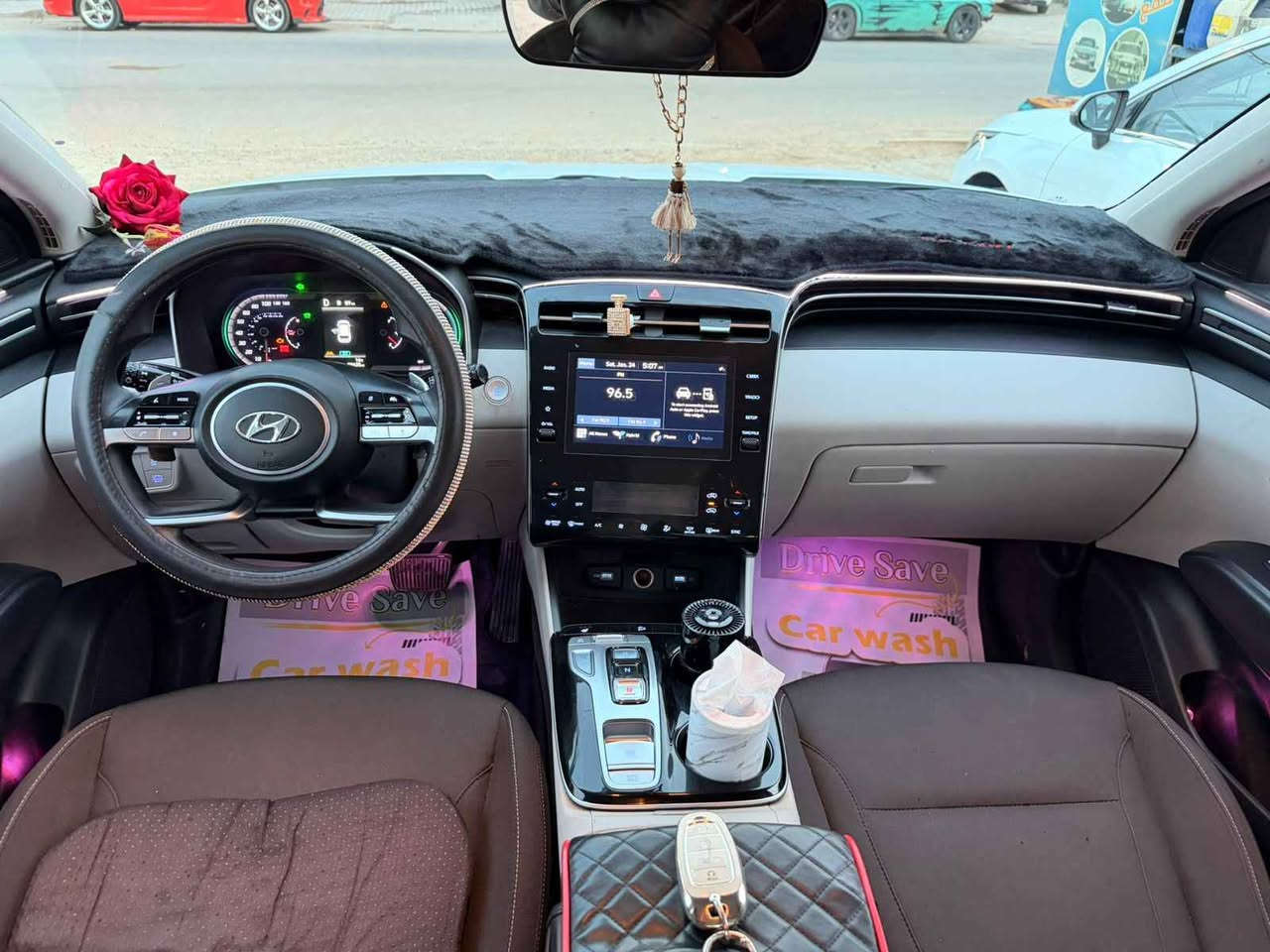 السلام عليكم..
هونداي توكسان هايبرد(HTRAC) محرك 2000 تيربو موديل 2022 شكل الجديد كليا" وارد امريكي اللون ابيض رقم بغداد دولي ماشيه 58 ميل قابل للزيادة
المواصفات ..( بصمه تشغيل مع ابواب/كاميرا/ شاشه كبيره/ تحكم ستيرن كامل/رادارات امامي ومري/دبل كير وكير دكمه مع كير شفتات / سايد بريك بصمه / اوتو هولد/درايف مود متعدد/ تدفئه كشنات/تحديد مسار / اناره محيطيه بالكامل داخل السياره مع تحكم بالموبايل / تحكم مري /تبريد قطعتين/ لايت زنون مع بروجكتر زنون/تحكم هايبرد شاشه /ترحيب ودخول ذكي/ كشن كهرباء مع مساج/تشغيل عن بعد/ ويل كب/ كاعيات جلد مع تخم مطريات)
السعر1٦٩$ وبيه مجال بسيط وسياره جاهزه للاخير واي نقص مابيه وحادثه تبديل قطع نفس اللون وبيه شويه صبغ بالجاملغ الخلفي وصور الحادث بالمنشور *********** Colombo, Sri Lanka
