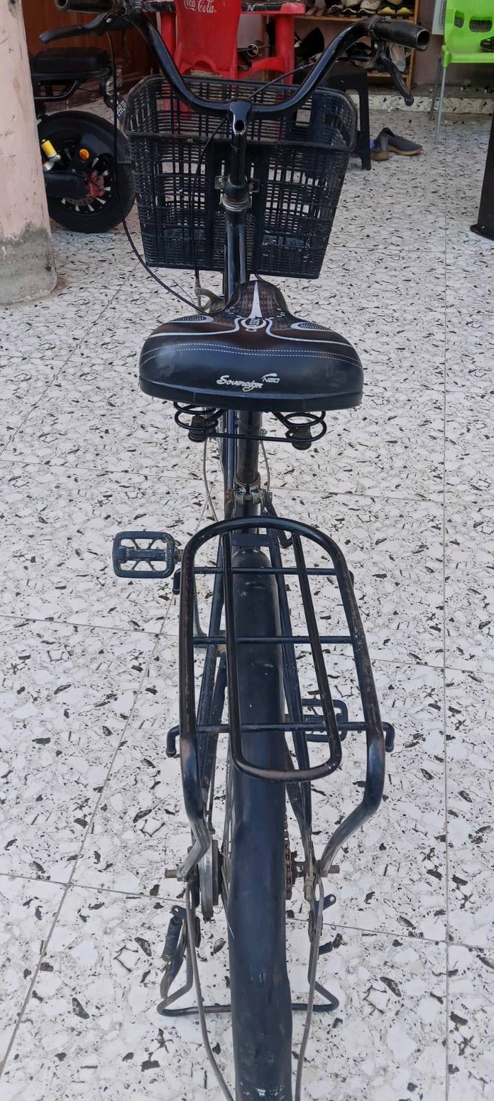 أغراض منزلية للبيع ميكرويف وصوبات وبراد ماء ودراجة هوائية وفلتر تنقية المياه 