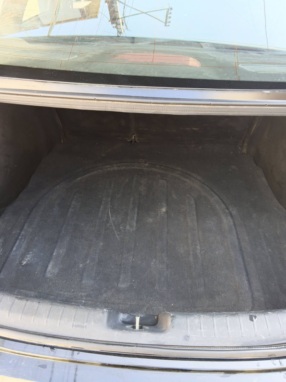 السلام عليكم فورتي للبيع 2023 مثل ما موضح بل فيديو على ضرره من امريكه محكوكه من بره بس من الداخل اي شي ما بيها ابد السياره مال مره رقم بغداد هزه جديده تحويل ثاني يوم صارله 8اشهر من طبت السياره السمكري كملهن بس الصبغ عال يشتري مغلفيهن فابلون بگلايتات الجامات مكسورة والايت صفحة اليسرة الجامة مكسورة سعرها 140 وبي مجال مكاني بغداد المنصور للاستفسار اكثر رقم الهاتف ***********
