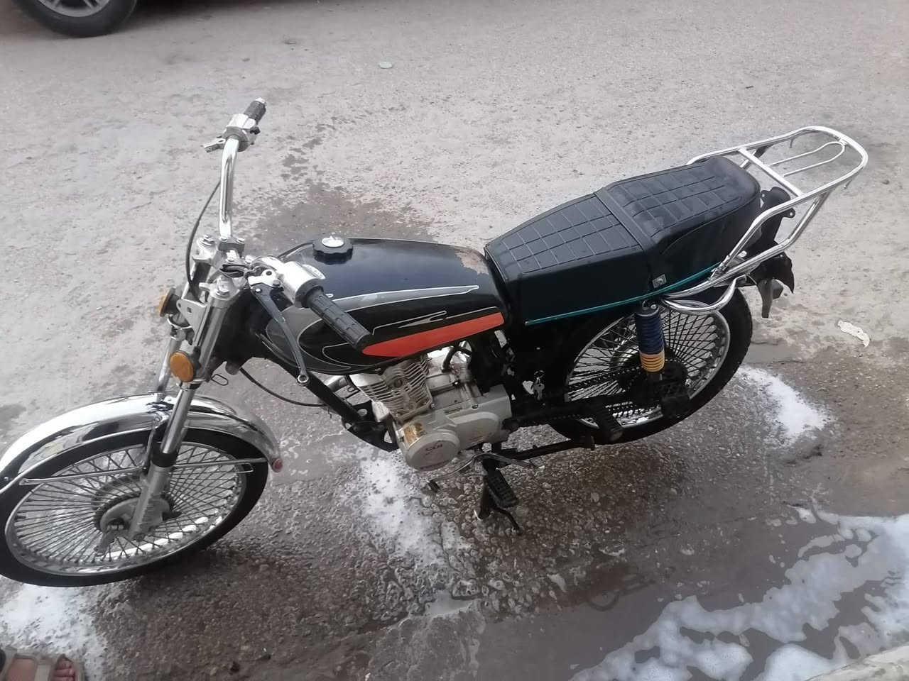 سلام عليكم دراجه نامه اوراق اصوالي مامفتوحه دراجه نضيفه مايحداج اله اي شي سعر خاص وهذه رقمي  ***********
