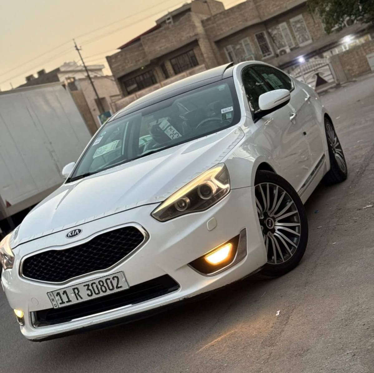 كيا كادينزا موديل 2014 خليجي كفالة عامة 
فول  موصفات
 بصمه سلايد فتحه محرك ٦ سلندر
 كشن جلد كشن كهرباء فول تحكمات 
ستيرن بلوتوث اكس رادارات
 كير عادي أوتوماتيك بصمه
 فتحه سقف بانوراما 
ماشيه ٩٠ الف كفاله عامه 

رقم صاحب سيارة ***********
