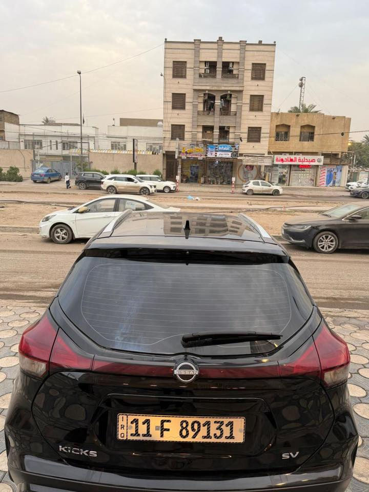 🚗 للبيع – نيسان كِكس 2023 SV (فل مواصفات) 🔥
📍 الموديل: 2023📍 النوع: نيسان كِكس SV (فل)📍 اللون: أسود 🖤📍 الرقم: بغداد (باسمي)📍 التحويل: فوري (ثاني يوم)

🔧 الحالة:✔️ سيارة نظيفة وجاهزة للاستخدام✔️ فقط البنيد صبغ✔️ باقي السيارة مكفولة بالكامل

⚠️ ملاحظة مهمة:الكير بالنمرة (2) بي عته خفيفة، وباقي الأمور كلها تمام

✨ أهم المواصفات:• شاشة وسطية + نظام معلومات• كاميرا خلفية• حساسات• تحكم ستيرن• تشغيل بصمة (ستارت/ستوب)• دخول ذكي (Keyless)• تكييف ممتاز• نظام أمان متكامل

💰 السعر: 125🔥 ماكو هيج سعر بس متوازي على بيعته

📞 للتواصل: ***********
