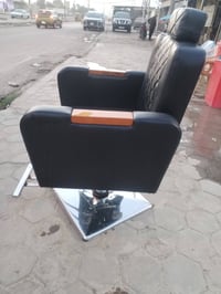 كرسي • يلزمه صينية • شغال