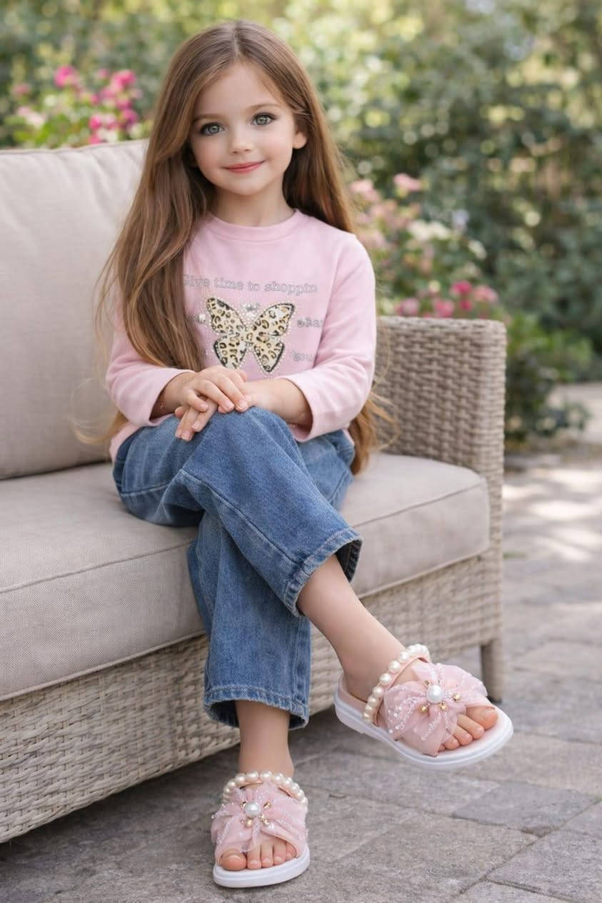 اخر قطع من طقم بناتي متوفر وأيضا سليبر طقم يلبس من عمر 7سنه حد ل13 سنه او 14 اما سليبر اخر قياسات باقي من 24حد ل34 توصيل جميع محافضات موجود لايوجد محل فقط توصيل 😍🦋


**إذا كنت صاحب هذا الإعلان وتريد حذفه لأي سبب، رجاءا أرسل رسالة إلى الدعم الفني**