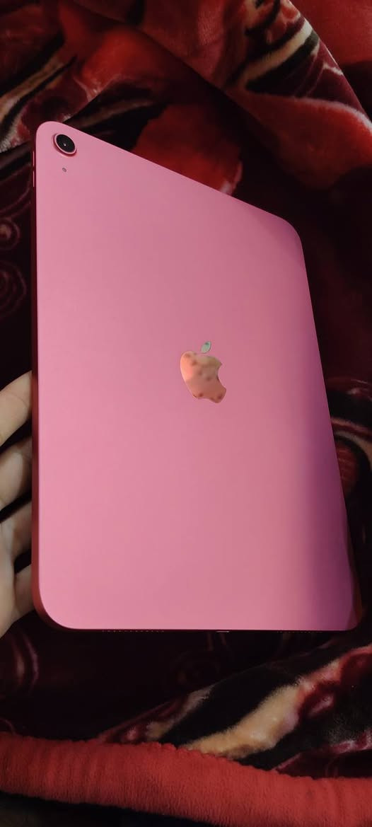 السلام عليكم
للبيع  او المراوس :
ايباد الجيل ١١ لون وردي ذاكرة ١٢٨ جديد مشحون ٦٠ مرة  بطارية ١٠٠.

استخدام نظيف وما متعوب الجهاز ومحافظ عليه وعلى البطارية كلش يعني جديد وقليل مستعمله.

مكفول من كلشي.

ما بيه اي نقص هو والكارتون.
اريده ٤٢٥ الف (ملاحظة الجديد ٥٠٠ الف والمستعمل ٤٥٠)
او مراوس بأيفون حسب القناعة وحسب الجهاز يصير الفرق بيني وبينك. مكاني ميسان عواشة. متواجد واتس واتصال ***********
