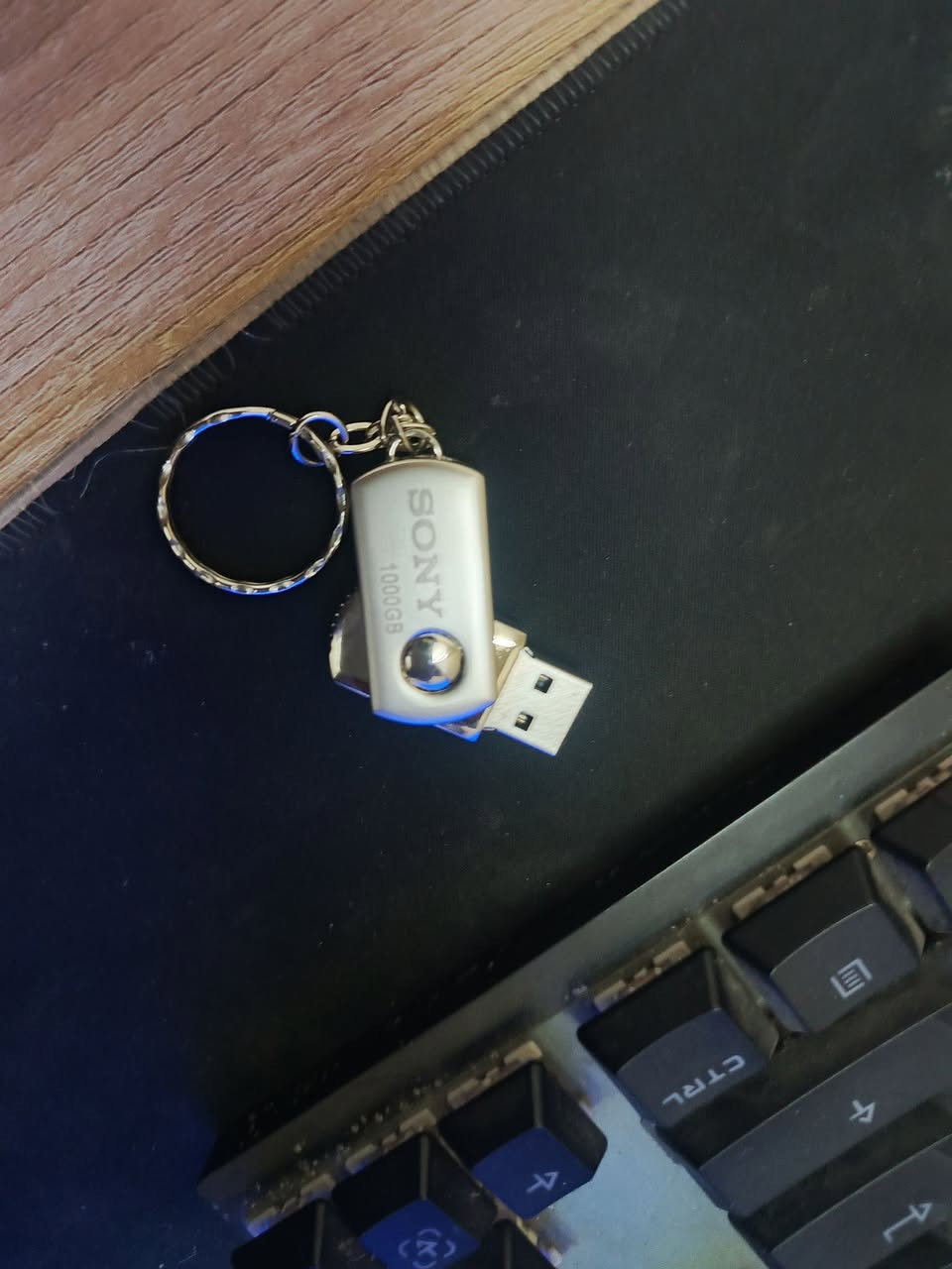 فلاشات
سوني 1 تيرا
Kingston 128 
اسعار خاص 
اصلي


**إذا كنت صاحب هذا الإعلان وتريد حذفه لأي سبب، رجاءا أرسل رسالة إلى الدعم الفني**