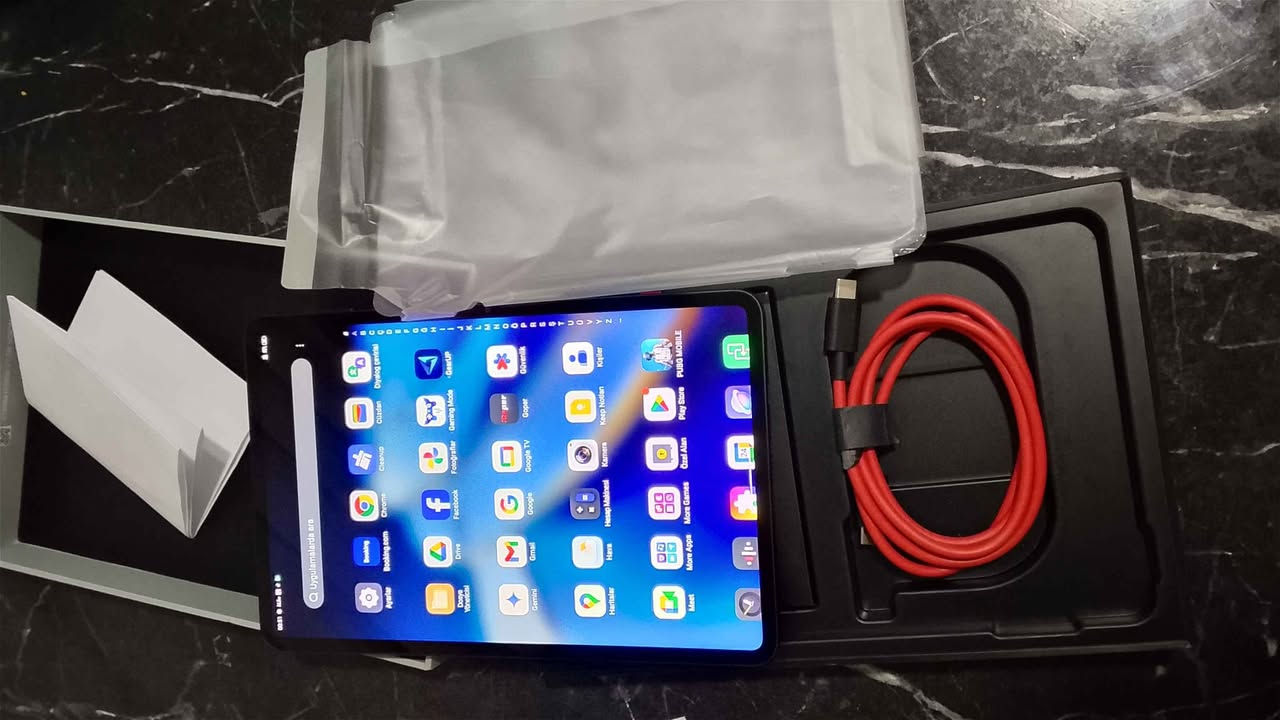 Red magic Astra 12 GB RAM +12 cihaz sıfırdan farksız 2 aylık hiç kullanılmamış çizgi darbe hiçbir şey yok lütfen ciddi olanlar mesaj atsın fiyat teklifi de atmayın cihaz başında pazarlık payı var Artuklu, Mardin


**إذا كنت صاحب هذا الإعلان وتريد حذفه لأي سبب، رجاءا أرسل رسالة إلى الدعم الفني**