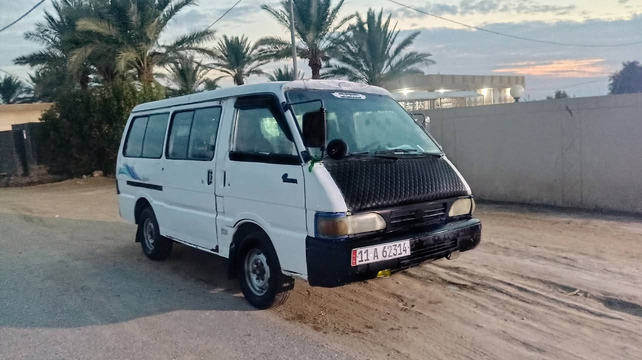 كيه بسته للبيع موديل 95كير ومكينه وصدر سياره جاهزه من كلشي  تخم تايرات جديد كهربائيات كلها شغاله سنويه لغايت 2030 تحويل ثاني يوم سياره نضيفه كلش سعر خاص المكان بابل للانتصال*********** ولشراي يدلل
