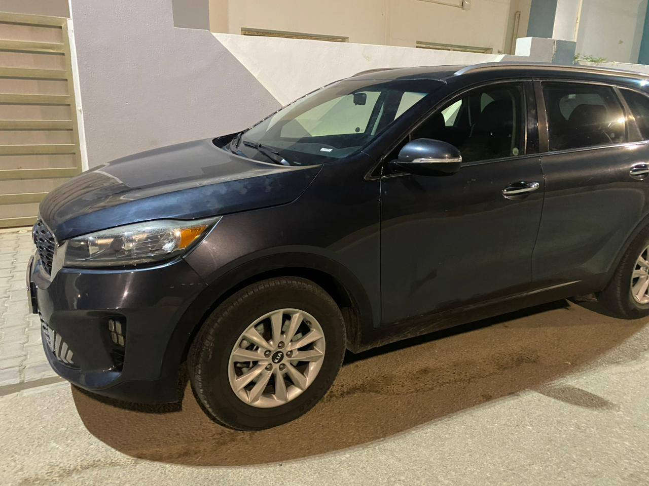 سورنتو 2020 وارد امريكي كلين مابيها اي ضرر 
فقط باب سائق بيه بارد 
محرك 6 سلندر 
رقم نجف جديد
تبريد 3 قطع 
3 وضعيات قياده 
فول تحكم ستيرن 
شاشة كبيره تدعم كار بلي بلادية
حساس امامي خلفي 
كامره 
سعر 220 بيها مجال 
ترهم مراوس بسيراتو موديل حديث او فورتي موديل حديث 
مكان سياره النجف


**إذا كنت صاحب هذا الإعلان وتريد حذفه لأي سبب، رجاءا أرسل رسالة إلى الدعم الفني**