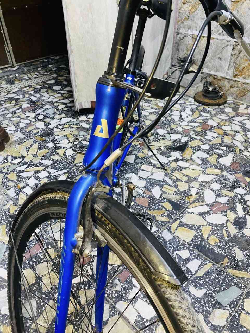 دراجة وضع حاوية كاملة من اي نقصة معدن ألمنيوم فريم مضلع حجم الإطار  700x28 كير بريكات كل شغال سستم شيمانو  السعر ١٠٠ مكاني بغداد مدينة الصدر 
اتصال 📞 (***********) 
متواجد وتساب
