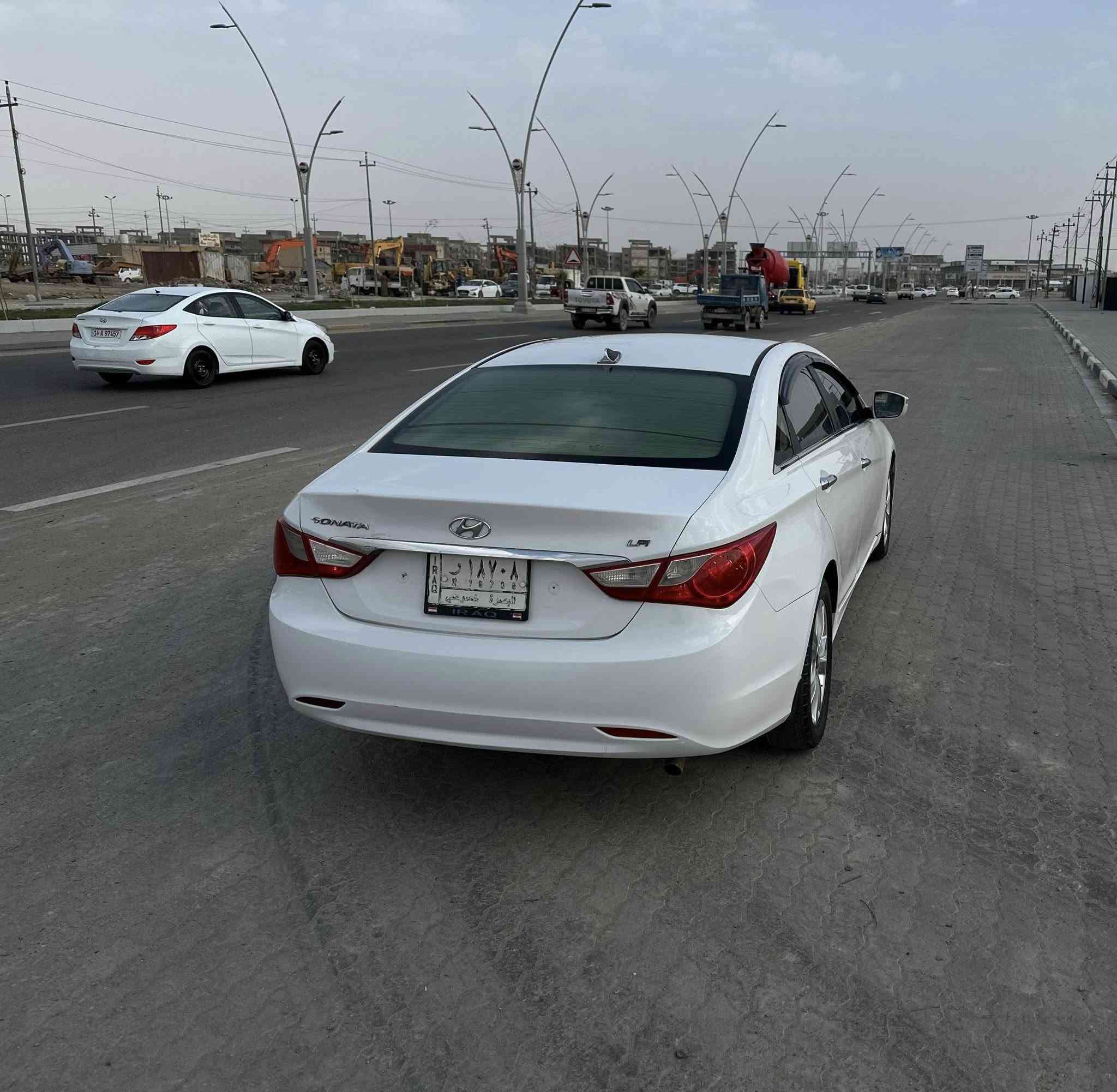 السلام عليكم للبيع سوناتا 2013 وارد كوري كفاله من الضربه والكصه
مامكفوله من الصبغ تبريد تدفئه كله شغال حداديه توب السياره نضيفه مامتعوبه سنويه ل 27

 حلوه تحكم ستيرن مرايات شفط سياره مال بيت انه مكلف بالنشر - للاستفسار : ***********--- السعر 124وبيه مجال للطيبين
