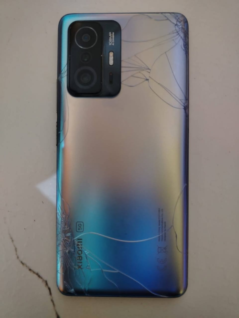 للطلب فقط عبر واساب ***********
الشاشه6.67 بوصة -  120 هرتز - AMOLED

الذاكره الداخليه : 256 جيجابايـــــــــــت

الـــــــــرام : 8 جيجابايــــــــت

الكاميره : 108 + 8 + 5 ميجابكســــــــل

المعالج : .............Snapdragon 888 5G

كلشي ممبدل بي جديد بعده +وحش مال بوبجي 90 فريم

السعر 325 وبي مجال بسيط لان محتاج فلوس كلش
