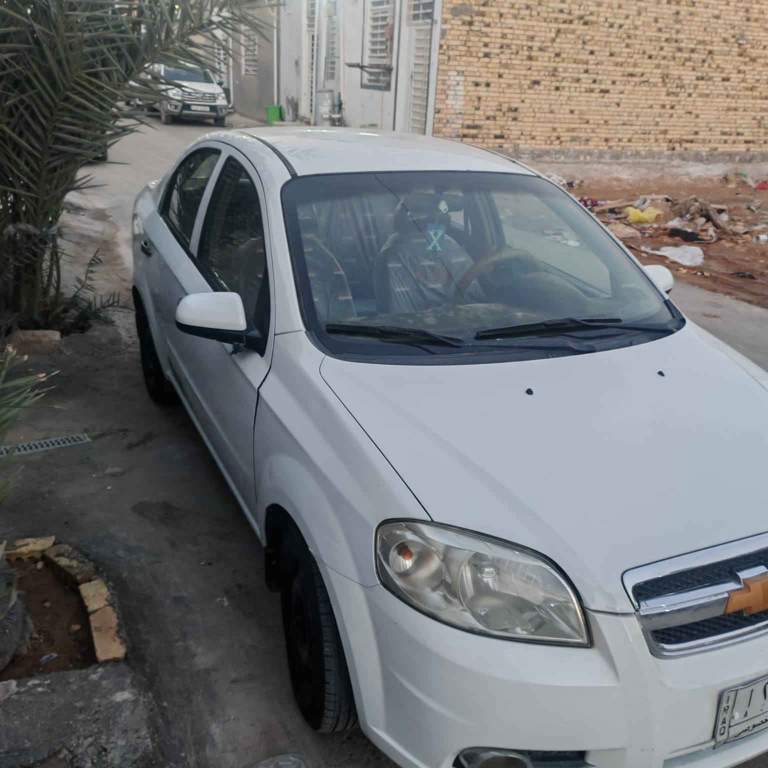 سيارة افيو للبيع مشروع وطني كير اوتوماتيك مكفولة ما عدا طخه بسيطه يم الباب والجاملغ مال السايق السعر ٧٧ مع مجال بسيط للاستفسار الاتصال على الرقم 
*********** النجف, العراق
