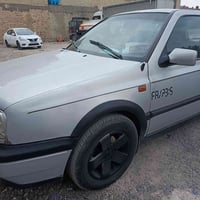 بسم الله... كولف موديل 93 البلاد فرغ واحد ما مفتوح منها سياره خير من ا...