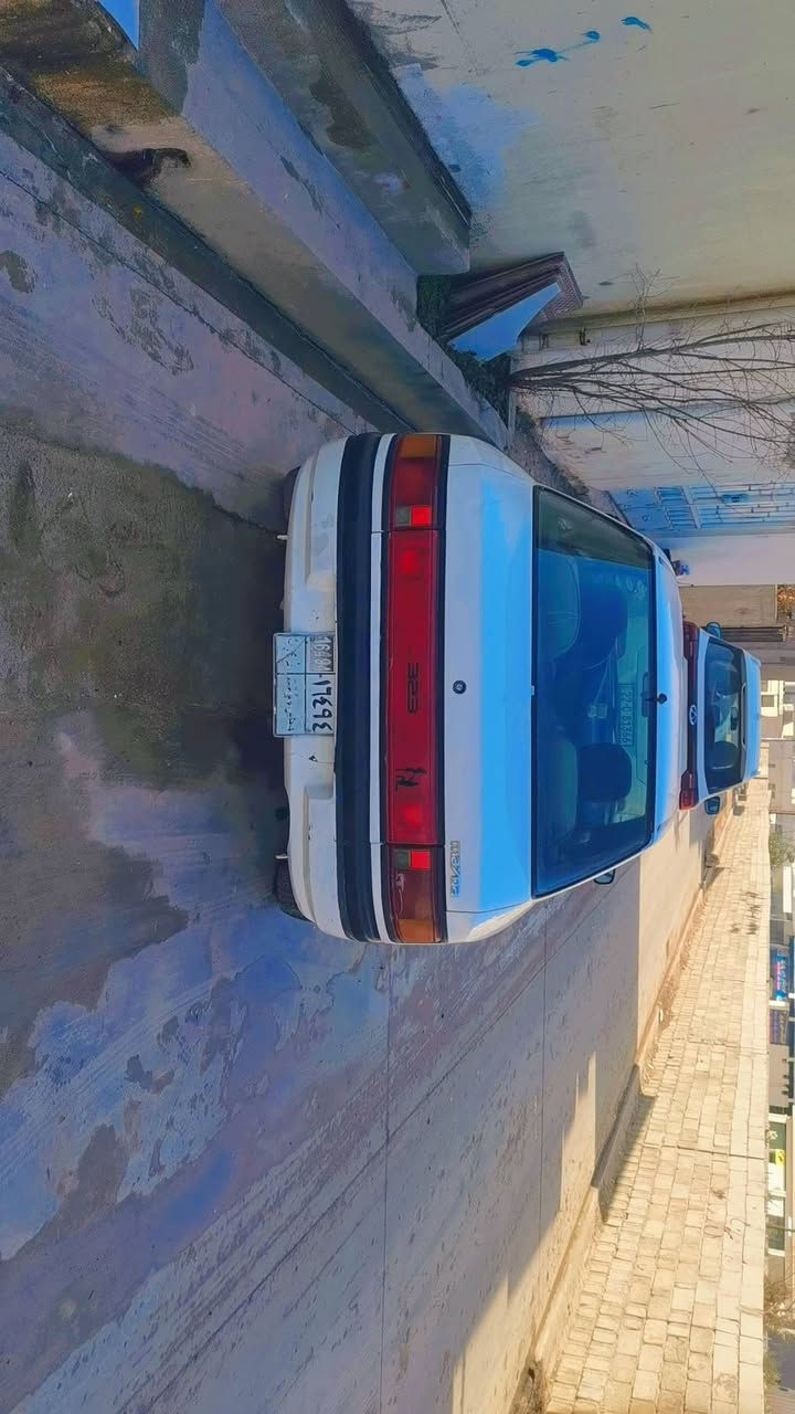 مازدا323 مه كينه به خ ته بريد سه نه وي كه سك باكانه شم بو كردووه  بيش و بشت كه بسه ليدراني نيه هيج سيلايت كاره بايي كيرو مه كينه به شه رت بيبه فيته ر  هه تا بلي تونده سياره كه كه رمي به شه رت اكه ر مشته ري تيل بكه ***********
***********
