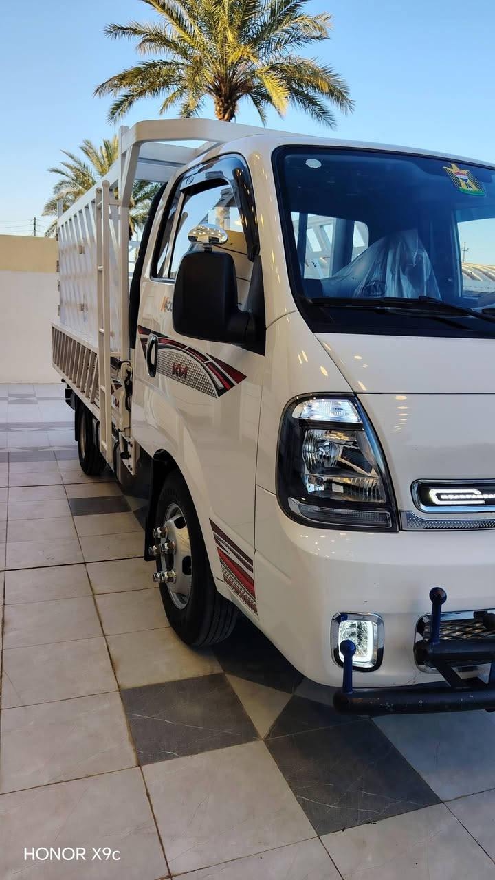 سلا عليكم البيع كيا فحل موديل 2025 رقم بغداد نكليزي بسمي شخصين مكفولة كفالة عامه حته من شخط سياره وضع شركه محوره 14 ستد 27 تانكي كاز 120 التر درع امامي دعاميه خلفيه تخم تاير لاسه تخم وقيات مال موصل دوشمه فول منضومه زنون سياره جاهزه من كلشي ربع ما تخلي عليه بفضل الله. مكان سياره تاجي المشاهده رقم تلفون ***********
