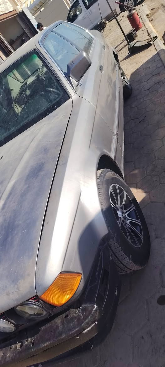 السلام عليكم بي ام 735 كشر كفاله السياره خير من الله كهربائيات كلها شغاله وضع الشركه خير من الله تخم تاير غرفتها حلوه حداديه فول مابيها اشي نقص تبريد ويا السويج الرقم واسط سنويه ما صاقطه السعر 30وبي مجال
***********
