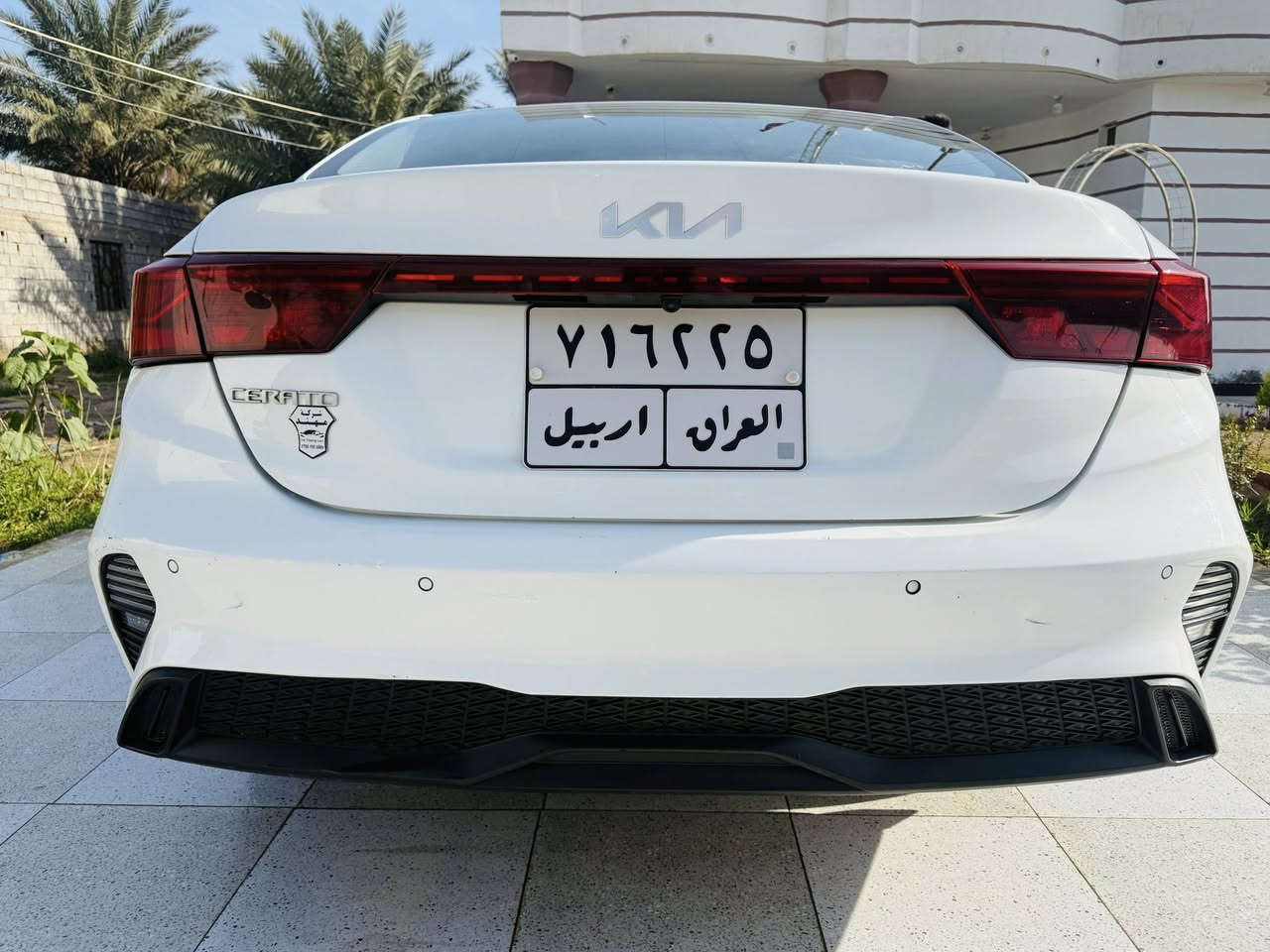 السلام عليكم
سيراتو
موديل22
ماشيه117
محرك 1600
تبريد قطعتين
داخل لونين
سنويه لل27
واسط الزبيديه 
***********
