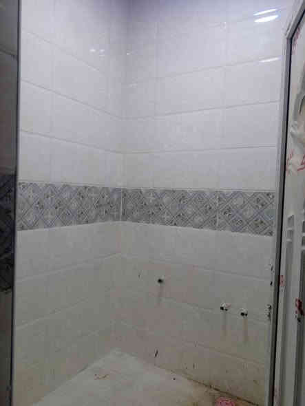 السلام عليكم ورحمه الله وبركاته تحيه طيبه يعلن مكتب عقارات النور الذهبي عن توفر لدينا بيت للبيع مساحه ١٠٠م ابي الخصيب ابو كوصره وقف سني يحتوي على غرفتين نوم وصاله ومطبخ وديوان صحيات لبيت صب كونكريت قرب سنتر طاهه وقف الرض مسجله بناء جديد سعر ٥٥ مليون وبيهه مجال زياره المكتب ابو الجوزي مجاور معمل الجابري للسخانات نستقبل كافات العروض العقاريه البيت تسليم مفتاح *********** ***********
