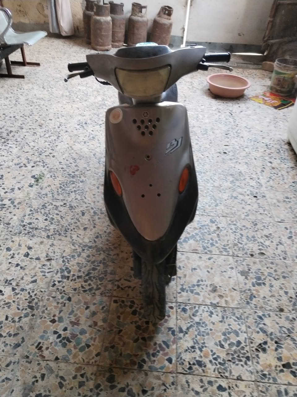 السلام عليكم شباب دراجه تسعه يوماها لبيع دراجه نضيفه ما مفتوحه كهربايات كلها شغاله  سلف هندر شغال دراجه اوراق السعر 550وبيها مجال مكان ميسان العماره حي عسكري قرب مدرسه الرسول متواجد خاص


**إذا كنت صاحب هذا الإعلان وتريد حذفه لأي سبب، رجاءا أرسل رسالة إلى الدعم الفني**