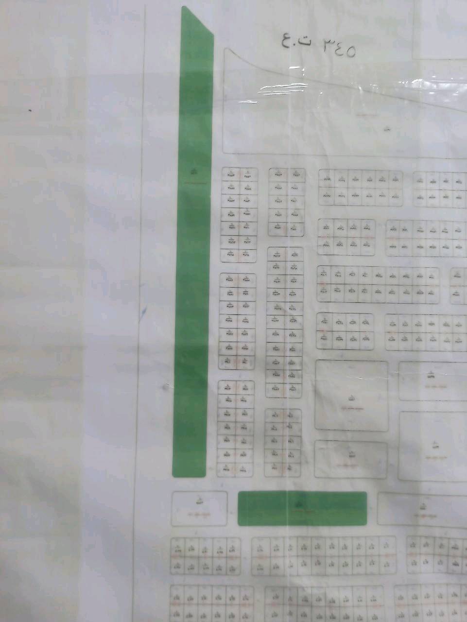 مرحبا قطعه بسمي رقمه 3875 المساحه 300 متر هاي القطعه تنباع كامل وتنباع نص لي يريد نص  ولي يريد كامله. وسعر يتصل وخادم ***********