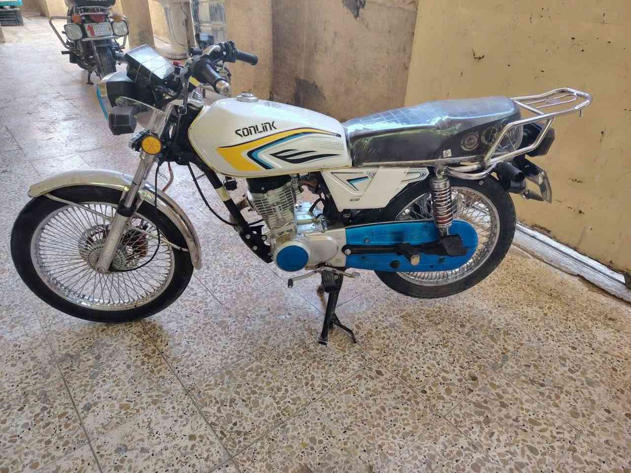 سلام عليكم موطور تايكر 5كير موديل 25 مكفول كفاله عامه سعر 750وبي مجال لاستفسار عل رقم***********
 المكان دجيل
