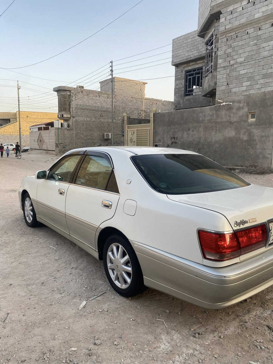 بسم الله ماشاء الله ...
للبيع نقد فقط تيوتا كراون ملكه مديل 2002لون خضراوي موزي شاصي 71 بالكارتون 
دخول جديد السياره قرار 48 سنويه 28 تحويل ثاني يوم 
كفالة من نقل وضربه وصبق (فقط بيهه كصت قماره)مكفوله من كصه ثانيه سياره دكمتين برده خلفيه كرستال اصل دواخل بيجي تبريد تدفه شقالات محرك ديفور زقير حداده 100:100 ولكل نجمه اصلي تخم تاير جديد سبيرهه ماه نازل شرط كهربايات كلهه شقاله لايت زنون بلادي سياره محوله فانات سياره تحوير مالهه 100 100حيل جديده الله شاهد تجي وشوف بعينك احله من صور وسعر(105) وبيهه مجال لطيبين مكاني البصره رقمي(***********)كل هلا بيكم 🙏🏻🪬
