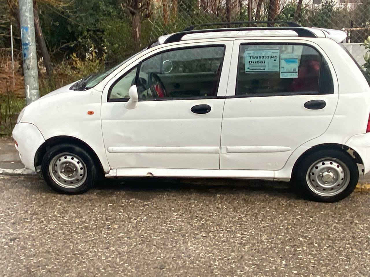 سلام عليكم 
كيو كيو للبيع 2013 
رقم كربلاء انكليزي 
السياره بسمي
مكينه ٤ سلندر 
 باتري جديد  
كهربائيات كله شغاله 
كير اوتو ماتك مكينه أبدله قبل شهر 
سياره خير من الله 
السعر 25 وبيه مجال 
العنوان سليمانيه 
الرقم ***********
