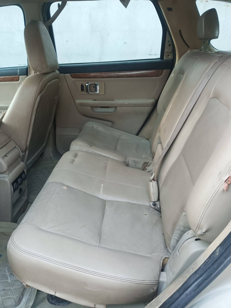 السلام عليكم ساسوكي للبيع مديل 2008 سياره جانت تشتغل وطفت ماعرف ليش ادير ما تشتغل بيعلك كوم حديد سعر 40 مكاني كربلاء حي العامل ***********//***********
