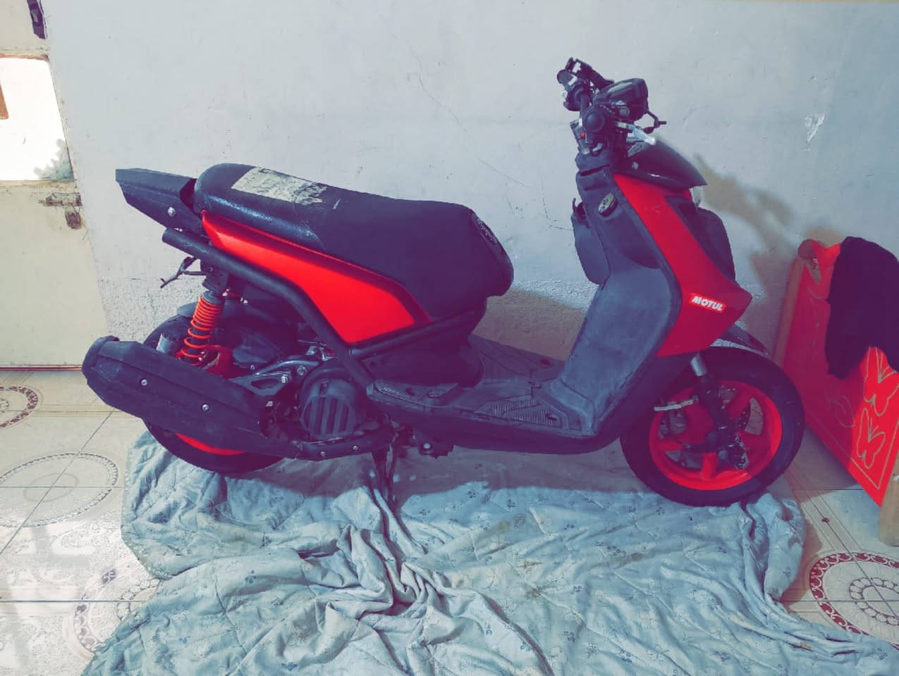 دراجة (رمبة رمبة)تجي وشوف بعينك كفالة يم اي مصلح تريد توديهة إذا مو رمبة ترجع منزلهة صار شهر اقوة شي اطلع بيهة بل منطقة افرفر قسم بالله نزلتهة بمليون و600 رايدهة بمليون و400 وبيهة مجال بسيط ولمو شراي وميعرف بيهة ليجي لان اني بايعلك رمبة كفالة مو منل شارع 🔥 خاص مفتوح +رقمي(***********)
