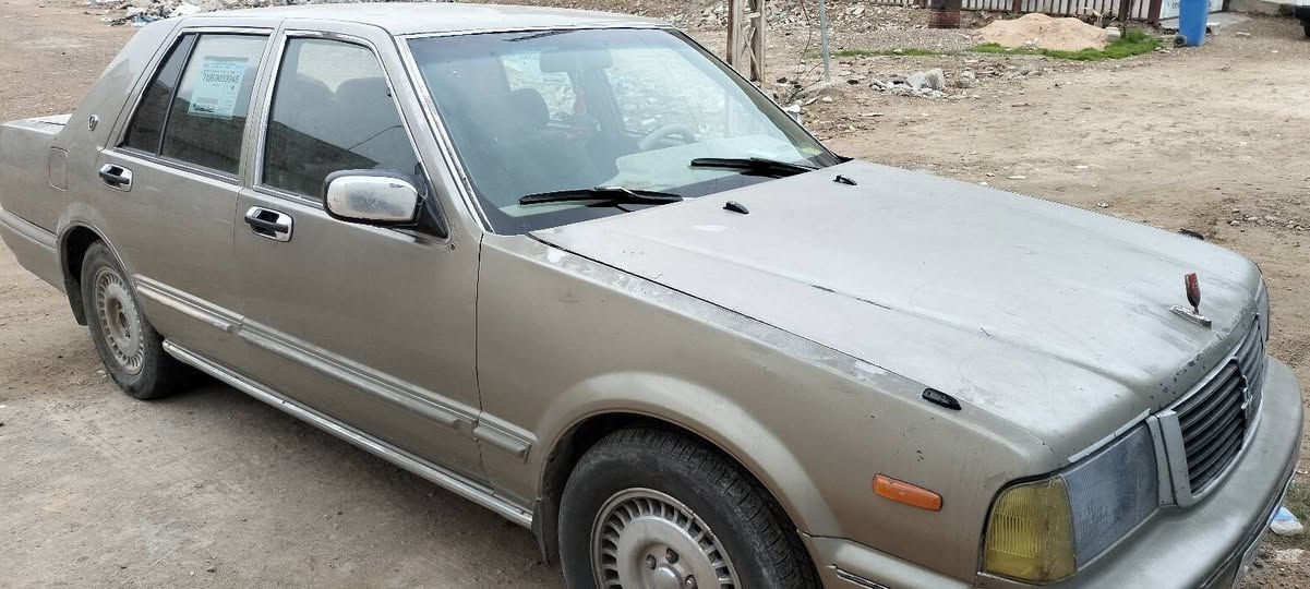 السلام عليكم
نيسان سدرك موديل 2002
رقم بغداد دولي 
كينه 6سلندر كير عادي 
تبريد شغال 
نضافتها خير من الله 
العنوان بغداد الزعفرانية 
السعر 42وبيها مجال 
رقم الهاتف ***********
