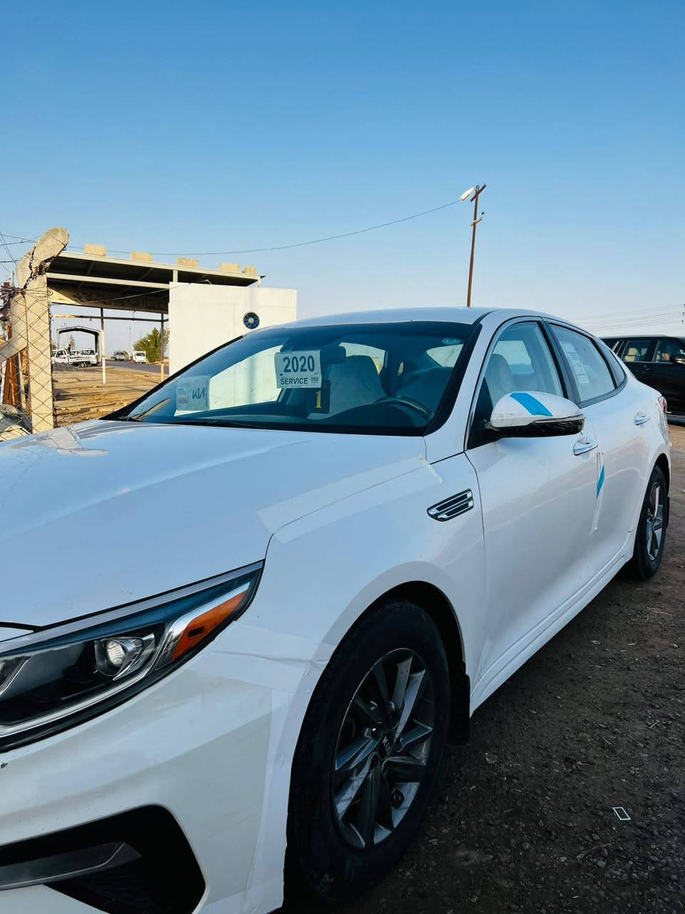 وبتمه امريكي مديل 19 البيع مكينه 2400
سياره حادث بصيط بابين رش بلا فتح ولا تبديل ولا دواخل 
يساره خير من الله فول موصفات من عده بصمه وبنرامه الاستفسار   ***********
