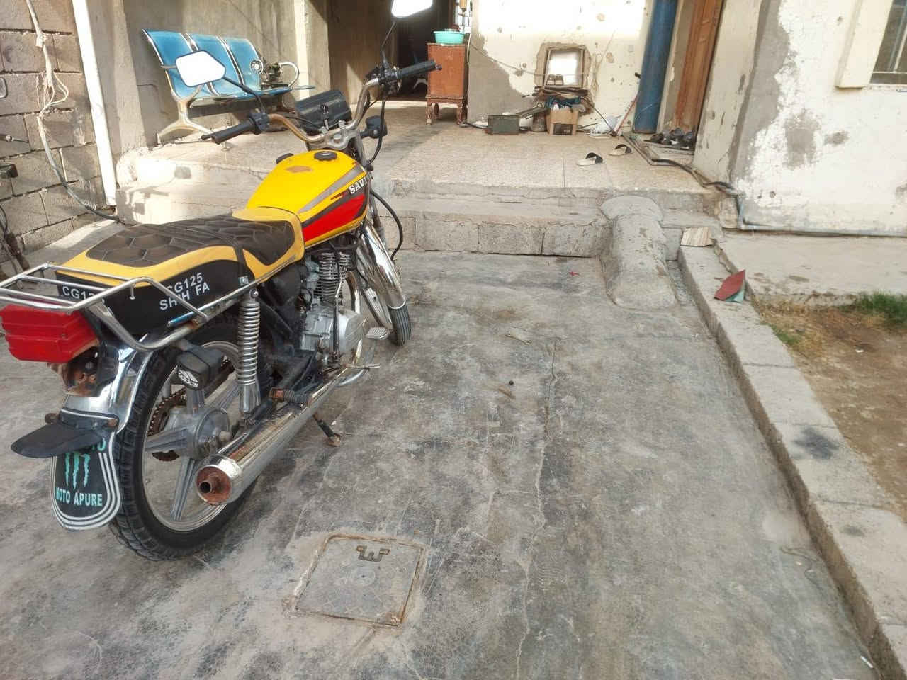 سلام عليكم ورحمة الله دراجه للبيع شراي اتصل ***********  مكاني رمادي شارع 60  قرب نادي الوحده
